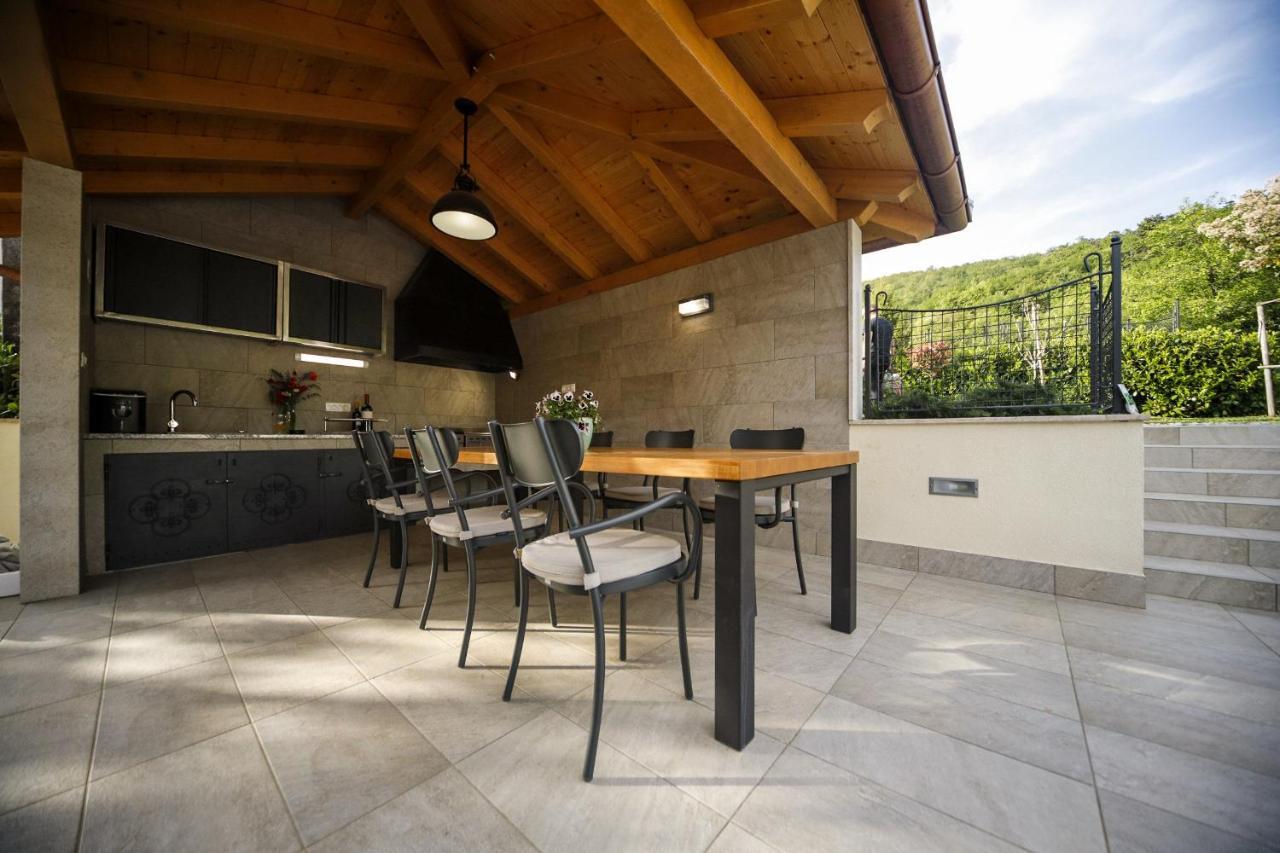 Casa Tilia Villa Sapjane Екстериор снимка