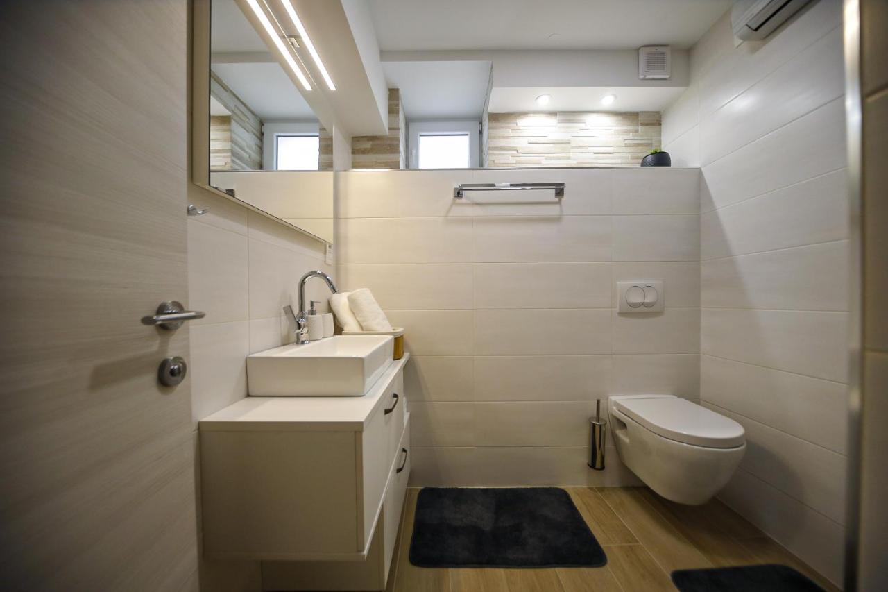 Casa Tilia Villa Sapjane Екстериор снимка